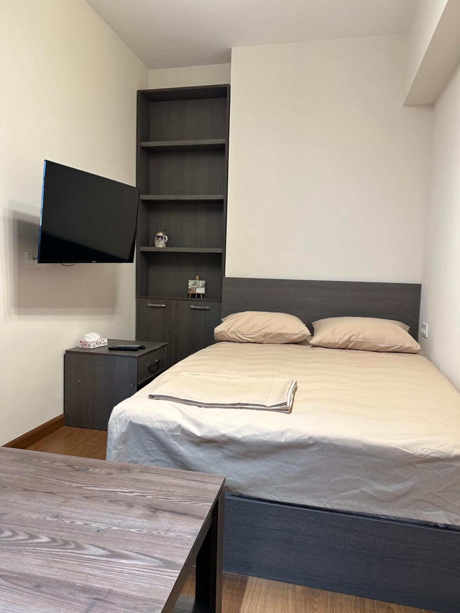 Wonderful Apartment In Republic Square, City Center Ереван Екстериор снимка